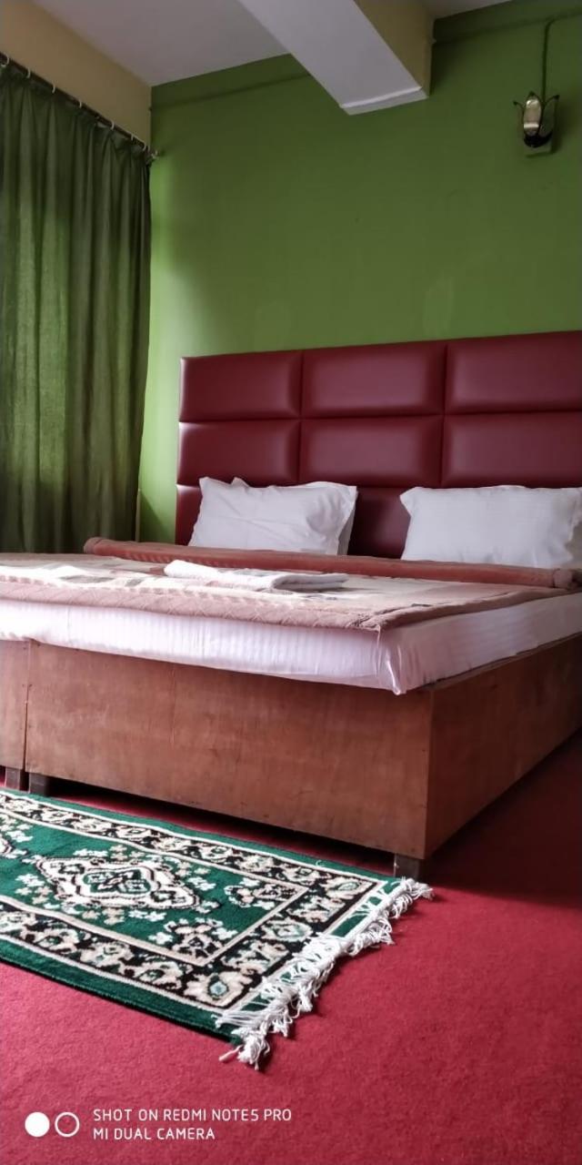 Hotel Nathula 강토크 외부 사진
