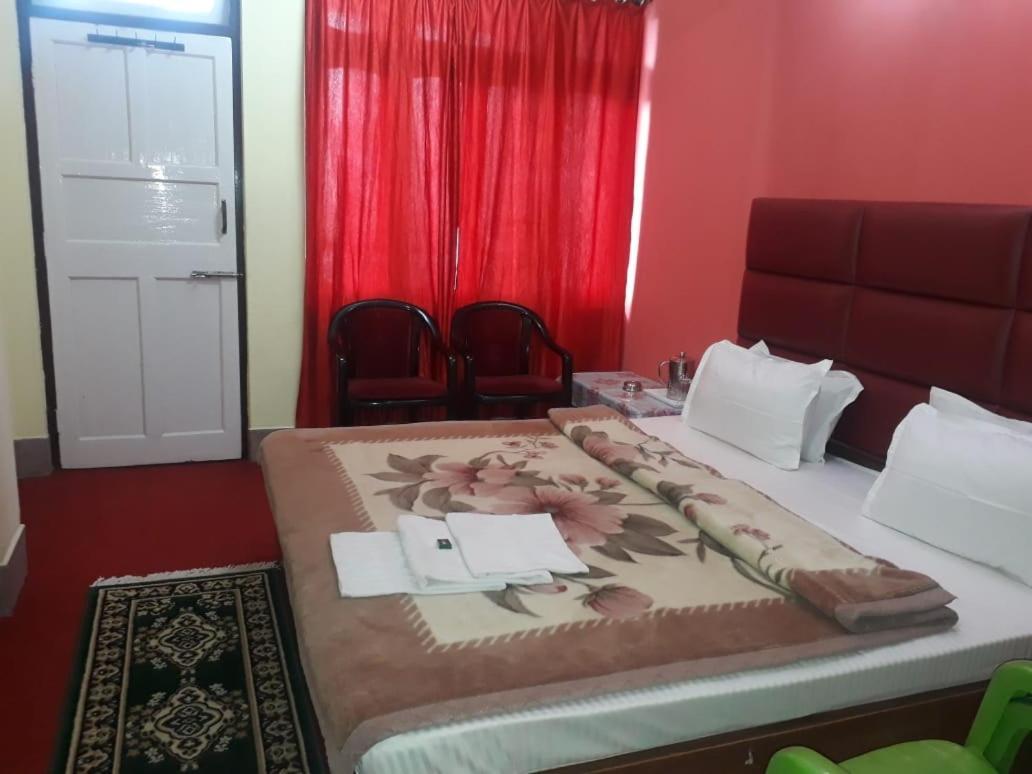 Hotel Nathula 강토크 외부 사진